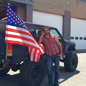 Meet your Posher, Thomas